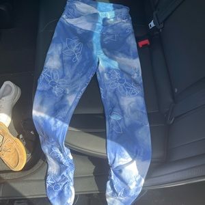 Blue Leggings with white flowers